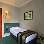 Du Pre Hotel 3*