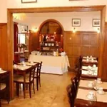 Du Pre Hotel 3*