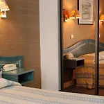 Hotel Du Pre 3*