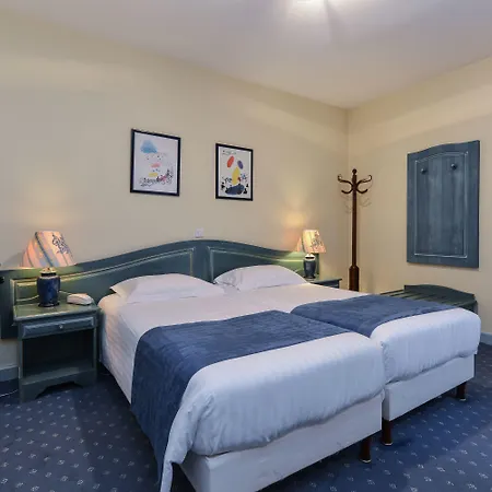 Du Pré Hotel Parigi